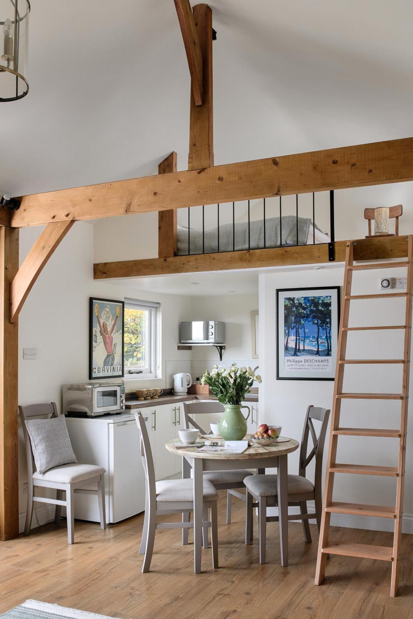 Stunning Cabin With Incredible Views Near Goodwood Rogate 외부 사진